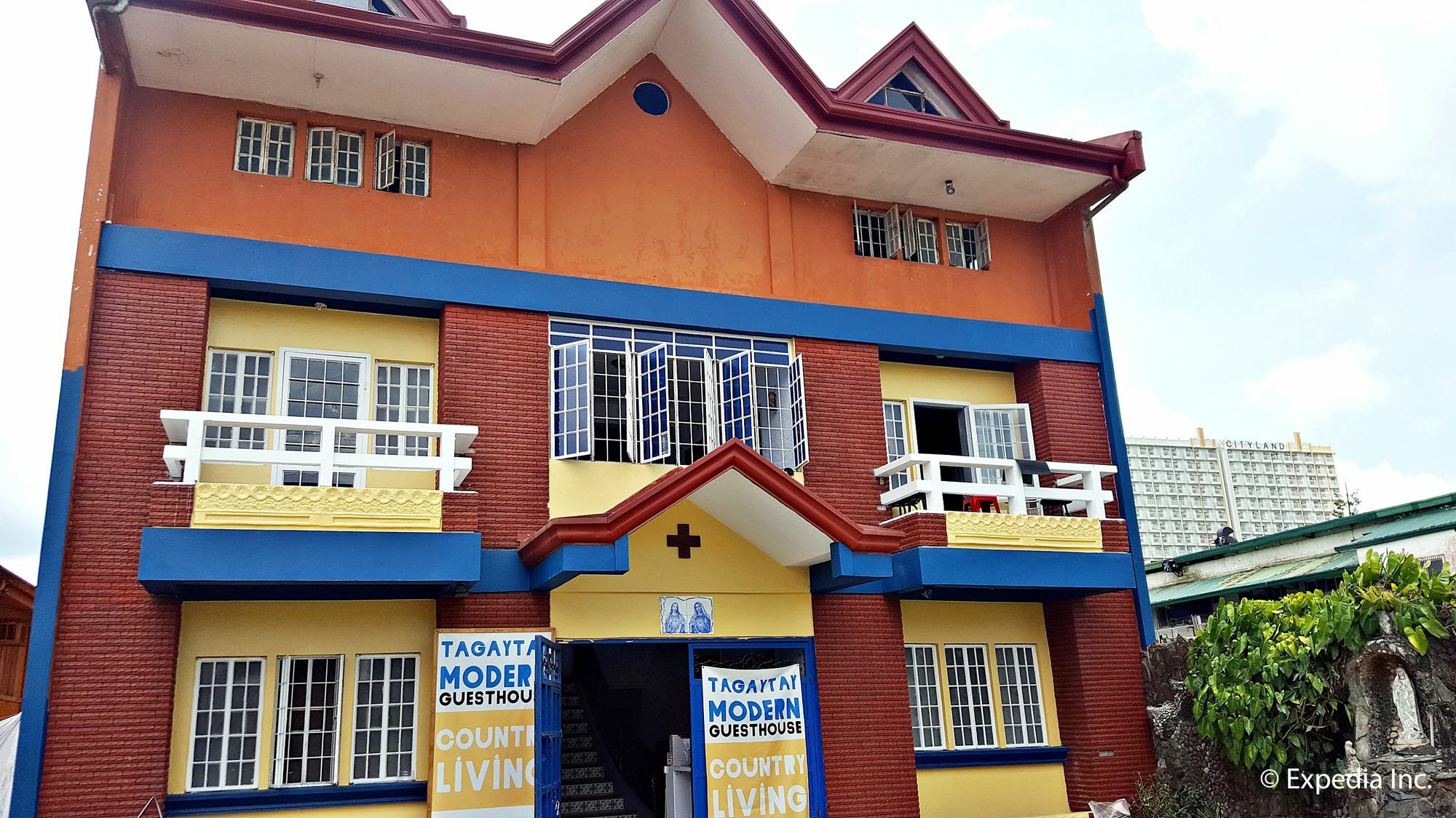 טגאיטאי Tagaytay Modern Guesthouse - City Center מראה חיצוני תמונה